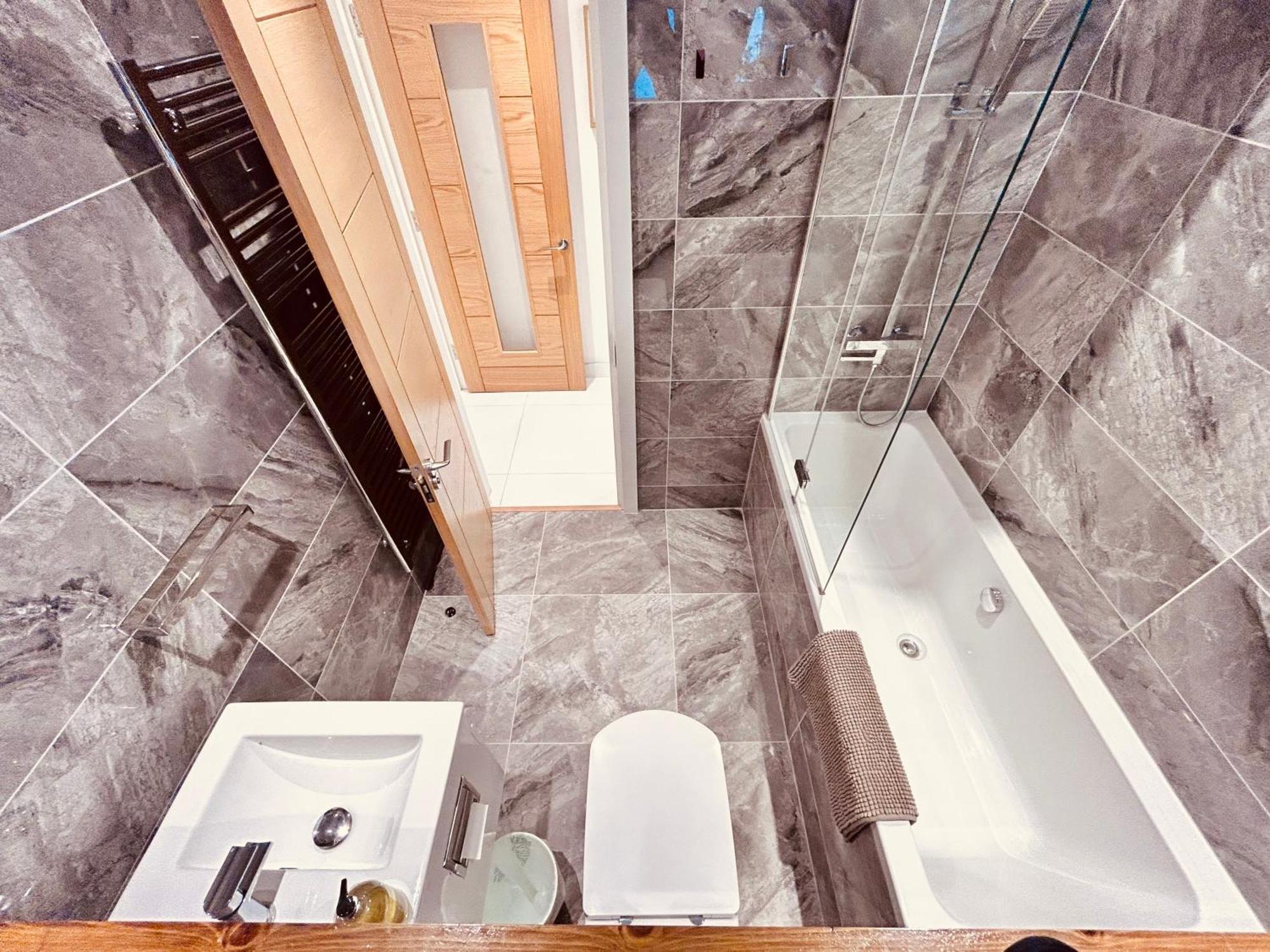 Stunning Spacious B.Apt. Slps.4 Лондон Экстерьер фото